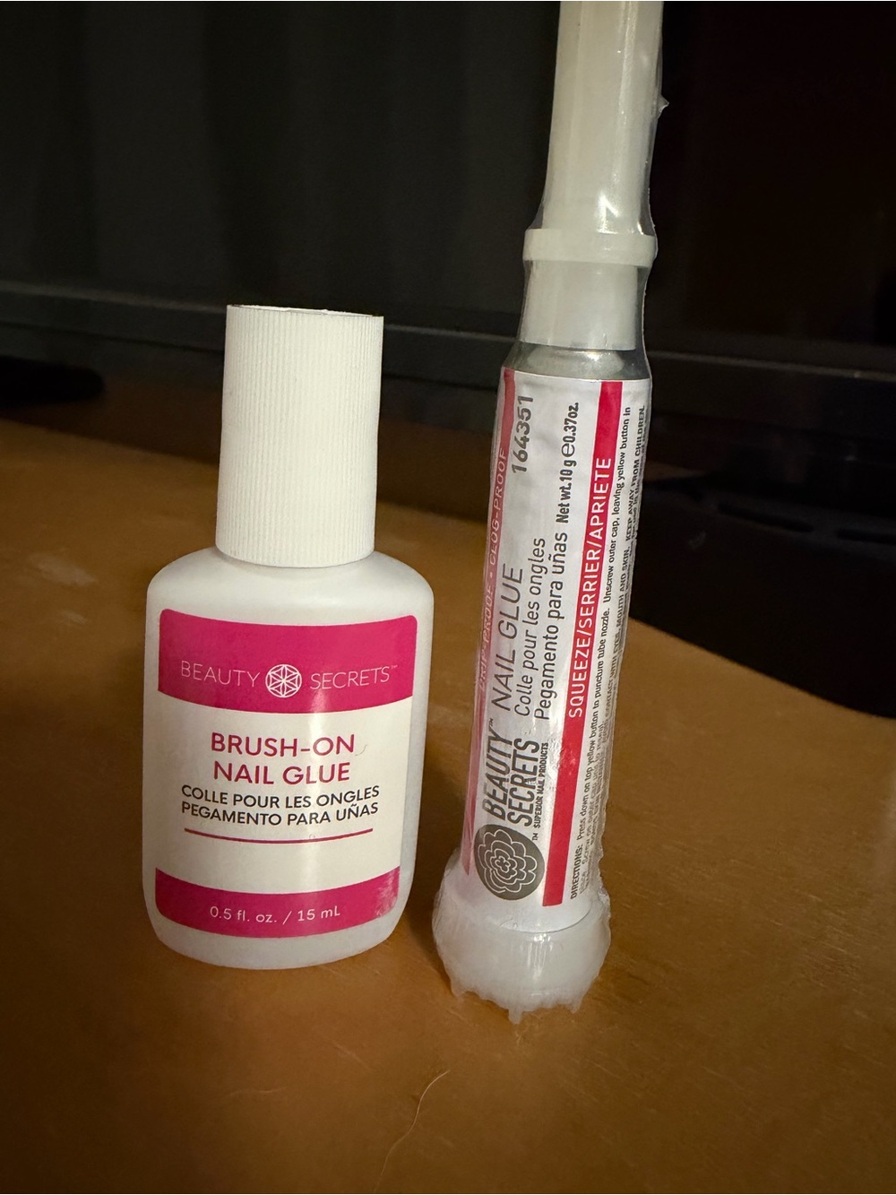Two beauty secrets nail glue